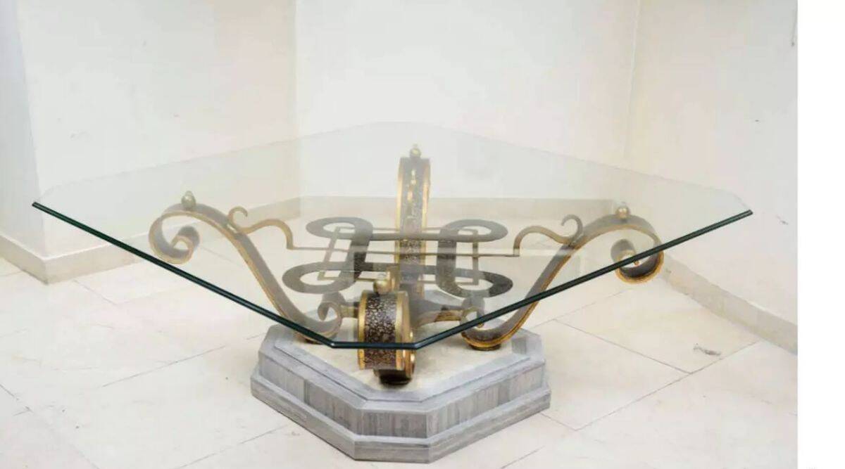 Coffee table from the 1940s.