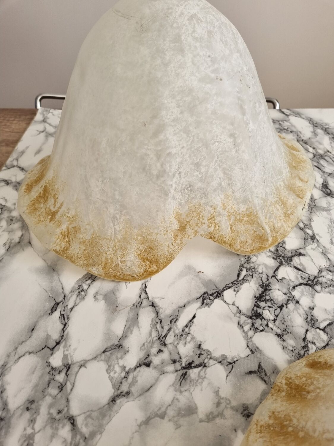 Paire d'abat-jours en verre vintage