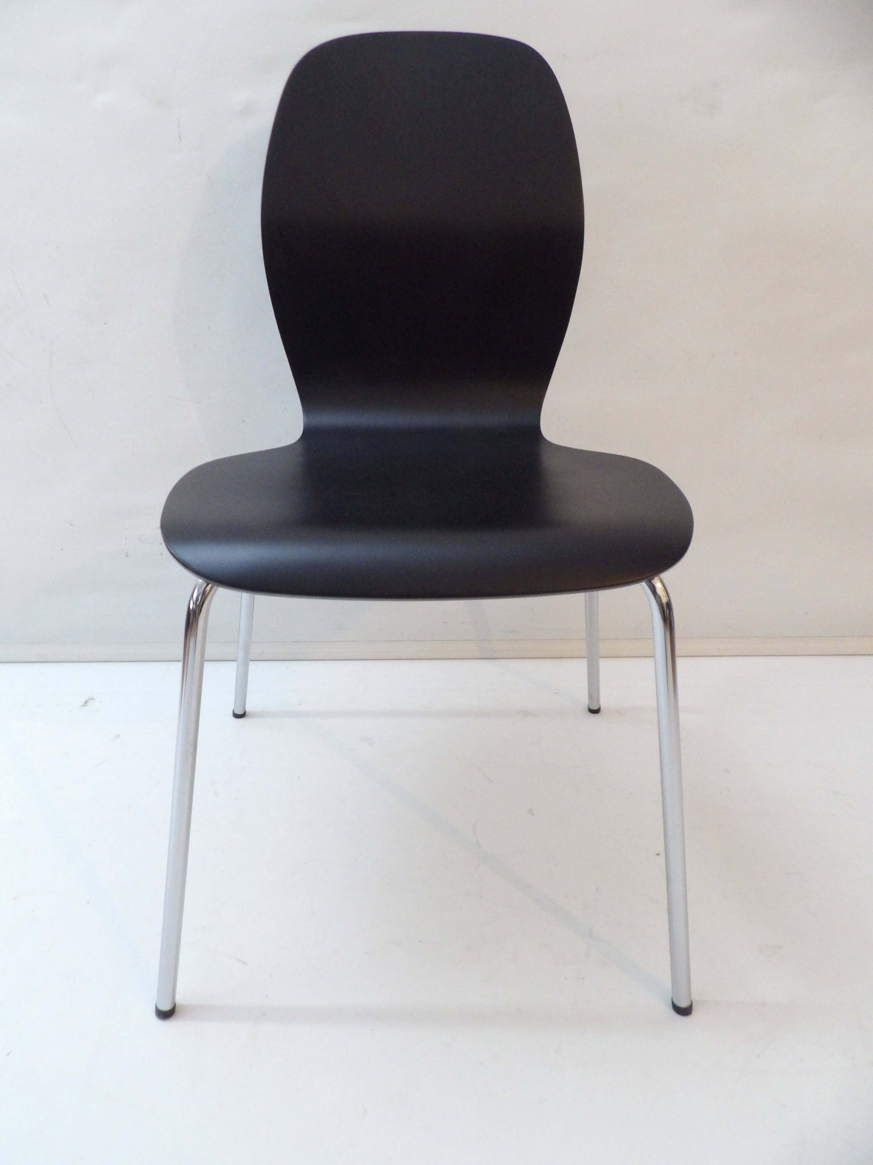 Ilmari Lappalainen - A set of three 'Columna' chairs for Asko. Ca. 1956. Fi