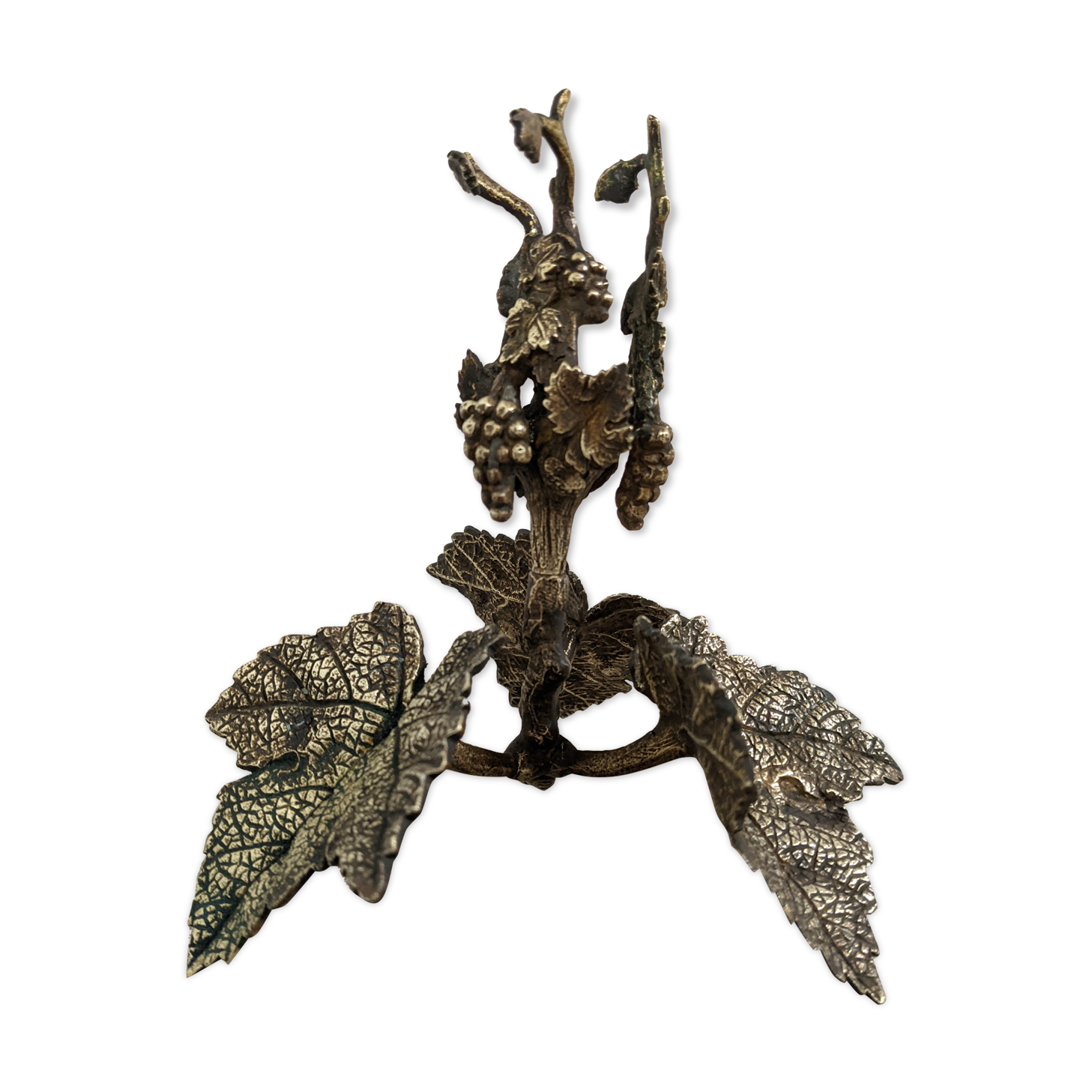 Bronze candle holder with naturalistic decoration
