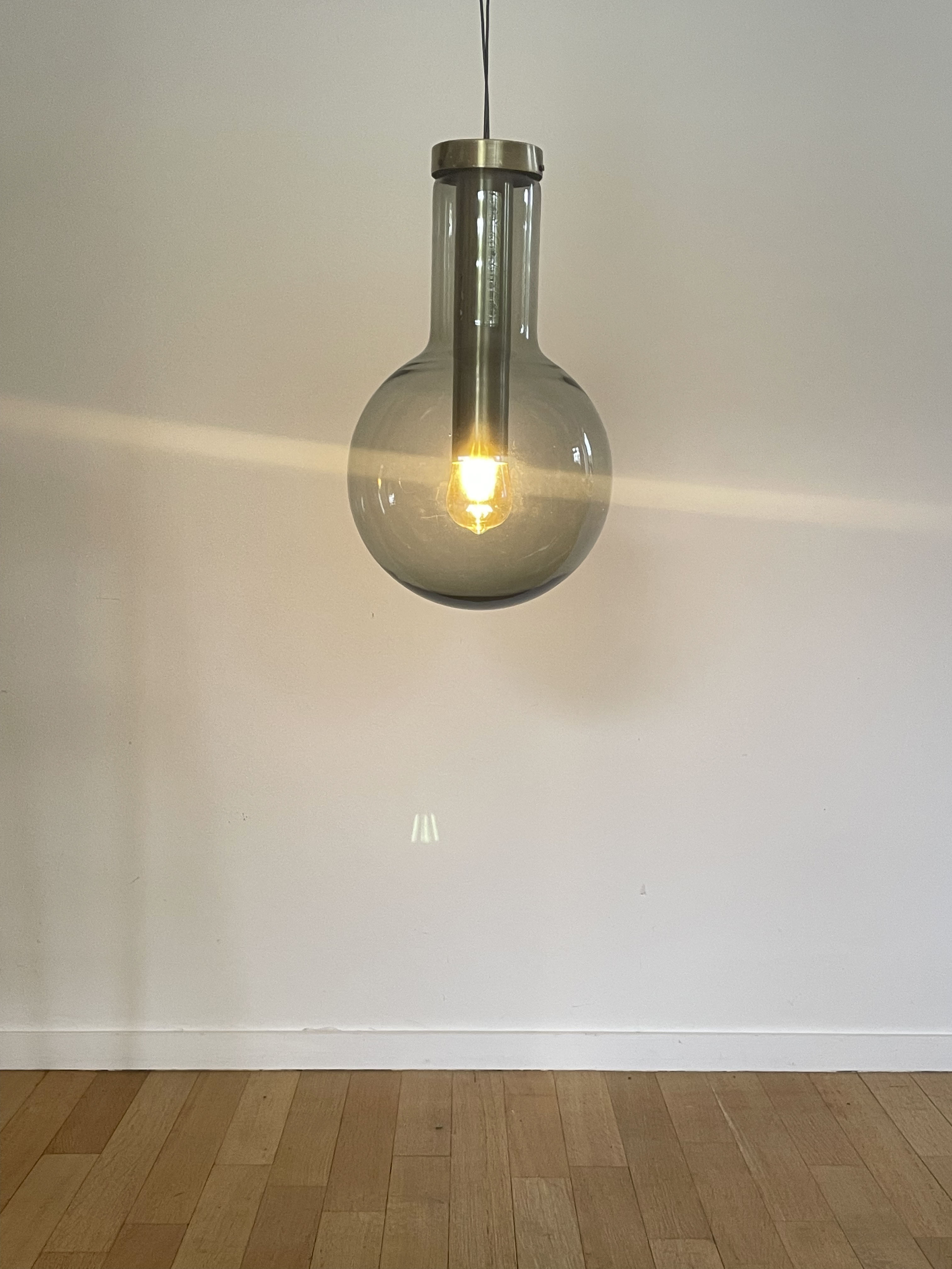 Suspension Maxi Bulb par Frank Ligtelijn