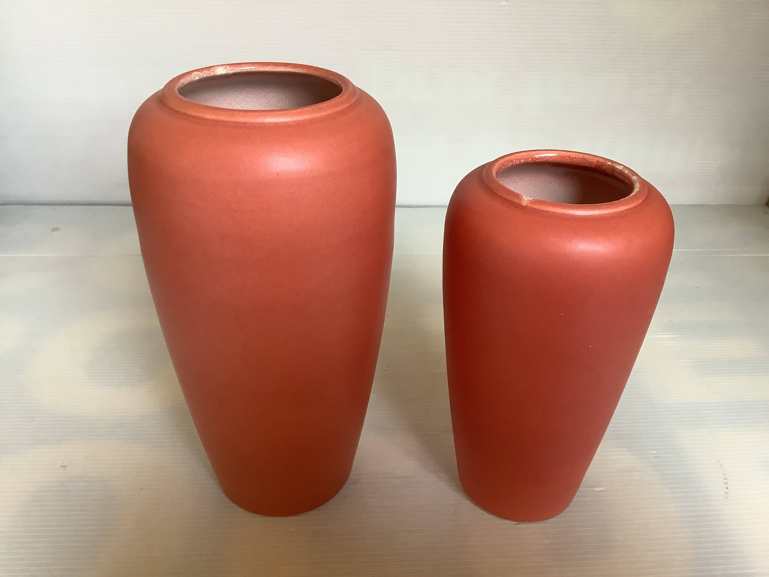 Pair of asymmetrical coral vases Bay Germany