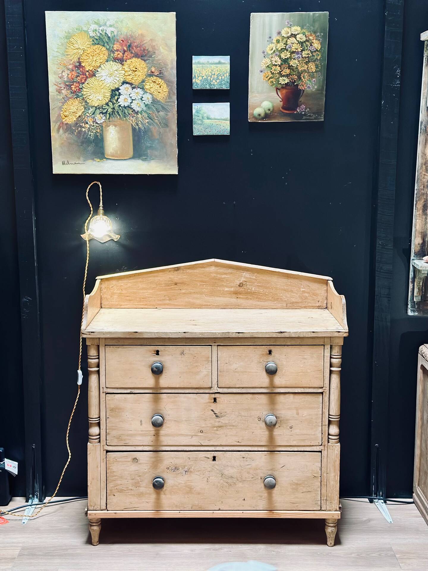 English commode