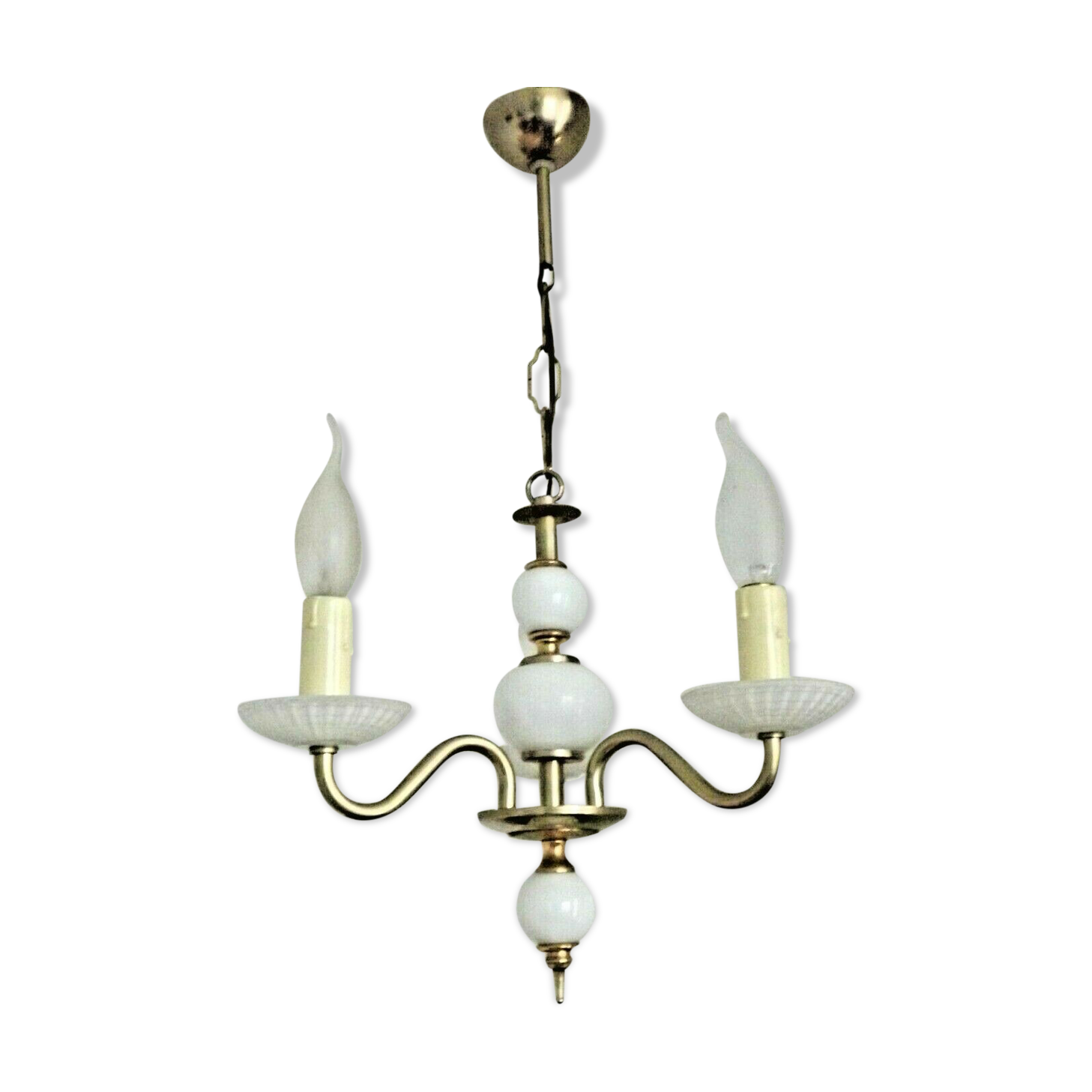 Chandelier vintage en métal doré et verre balnc