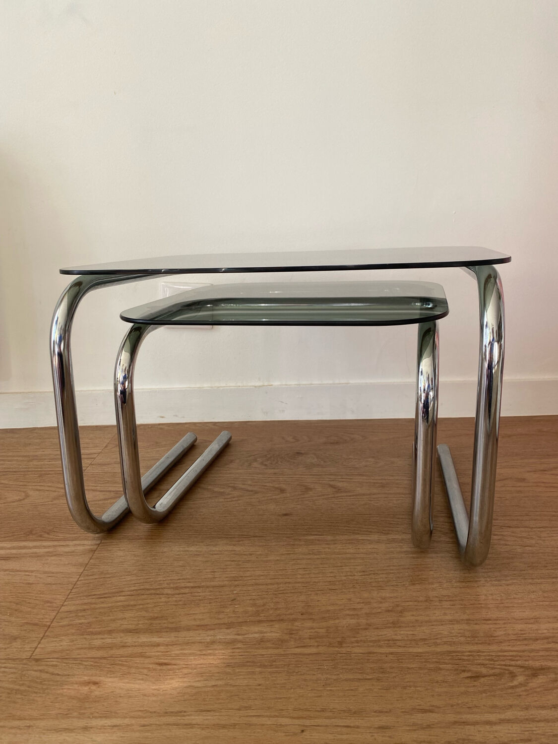 Vintage nesting tables