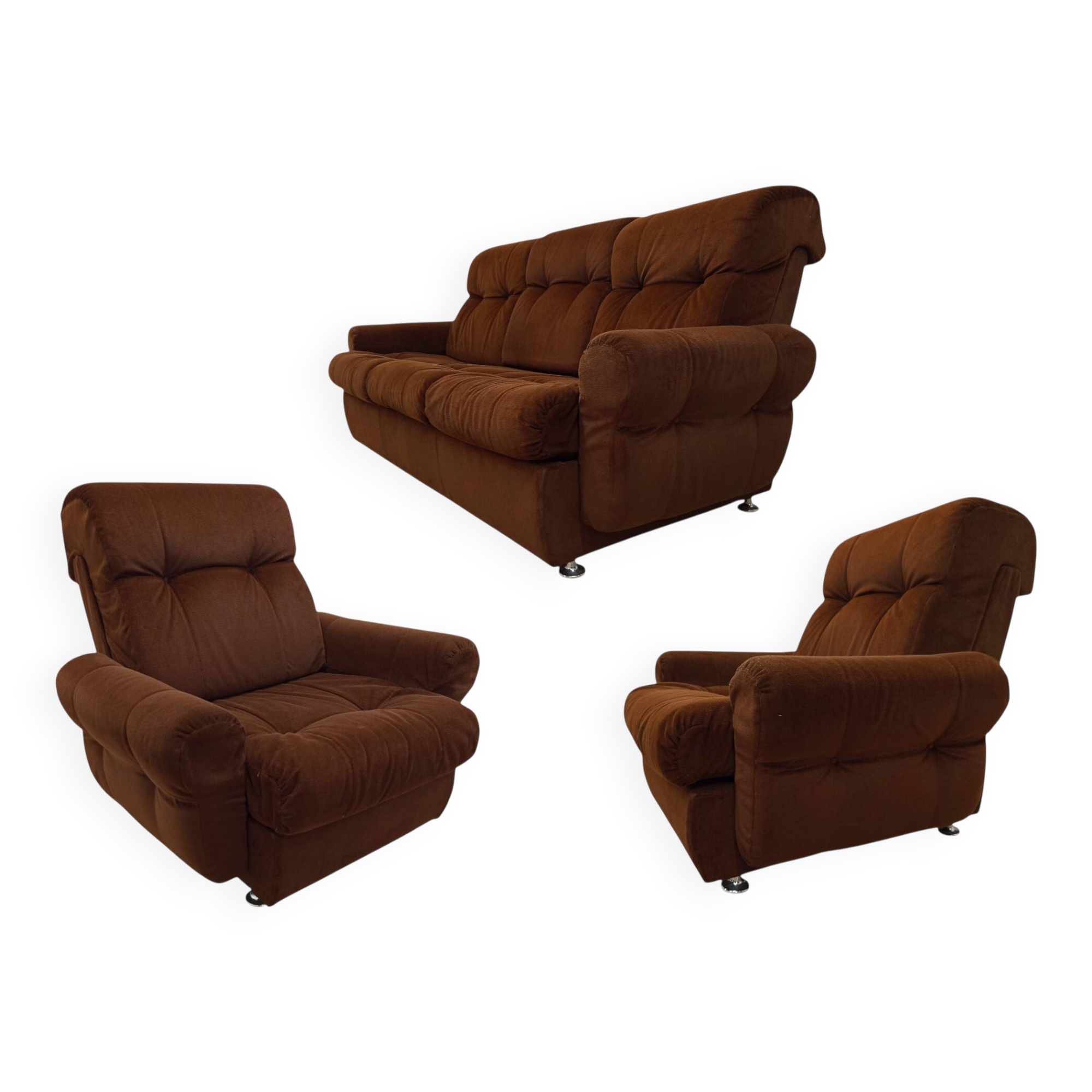 vintage living room sofa and 2 Lestra armchairs