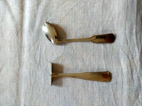 Silver metal baby cutlery (scraper and spoon)