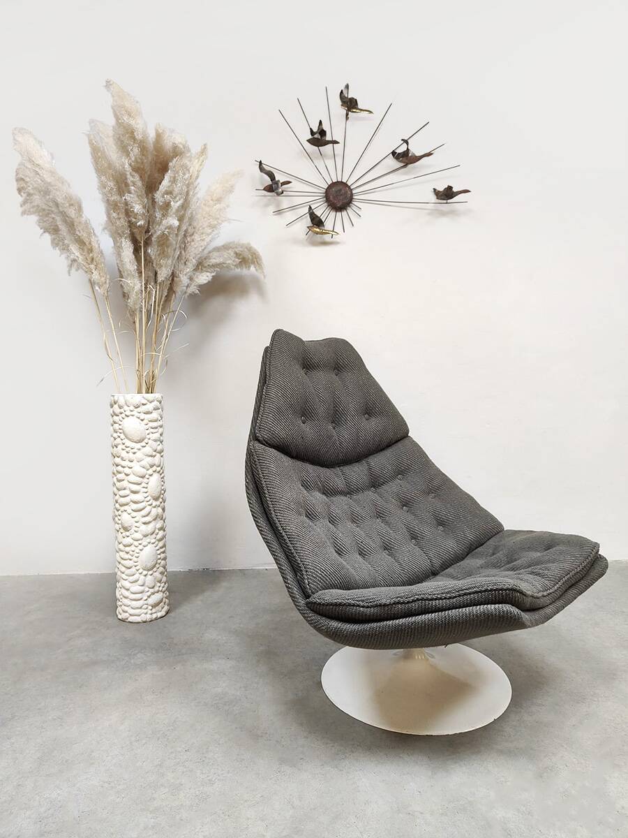 Vintage design F588 swivel chair Artifort Geoffrey Harcourt