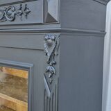 Glass-fronted dresser