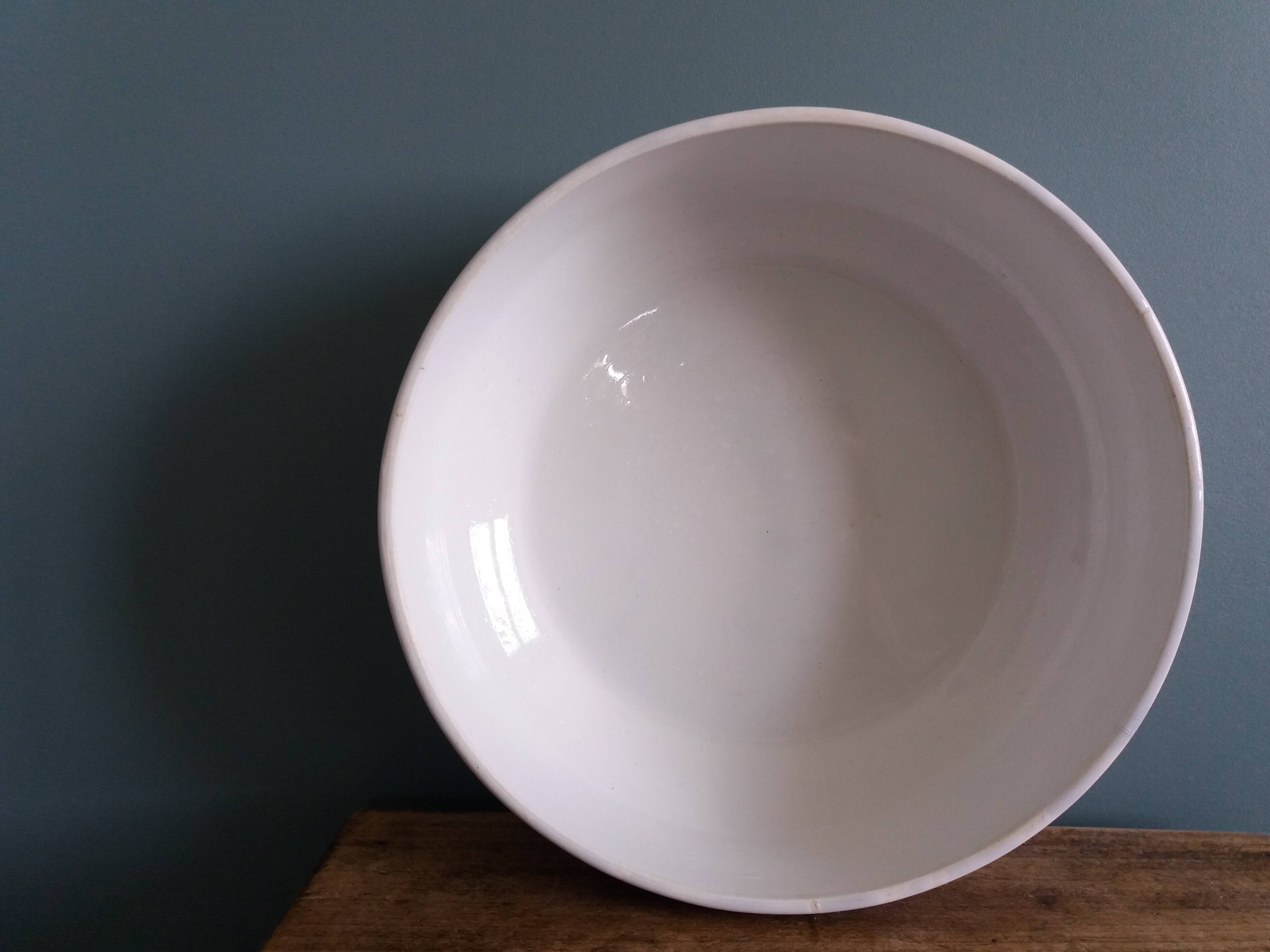 Iron Earth Dishes Moulin des Loups and Hamage