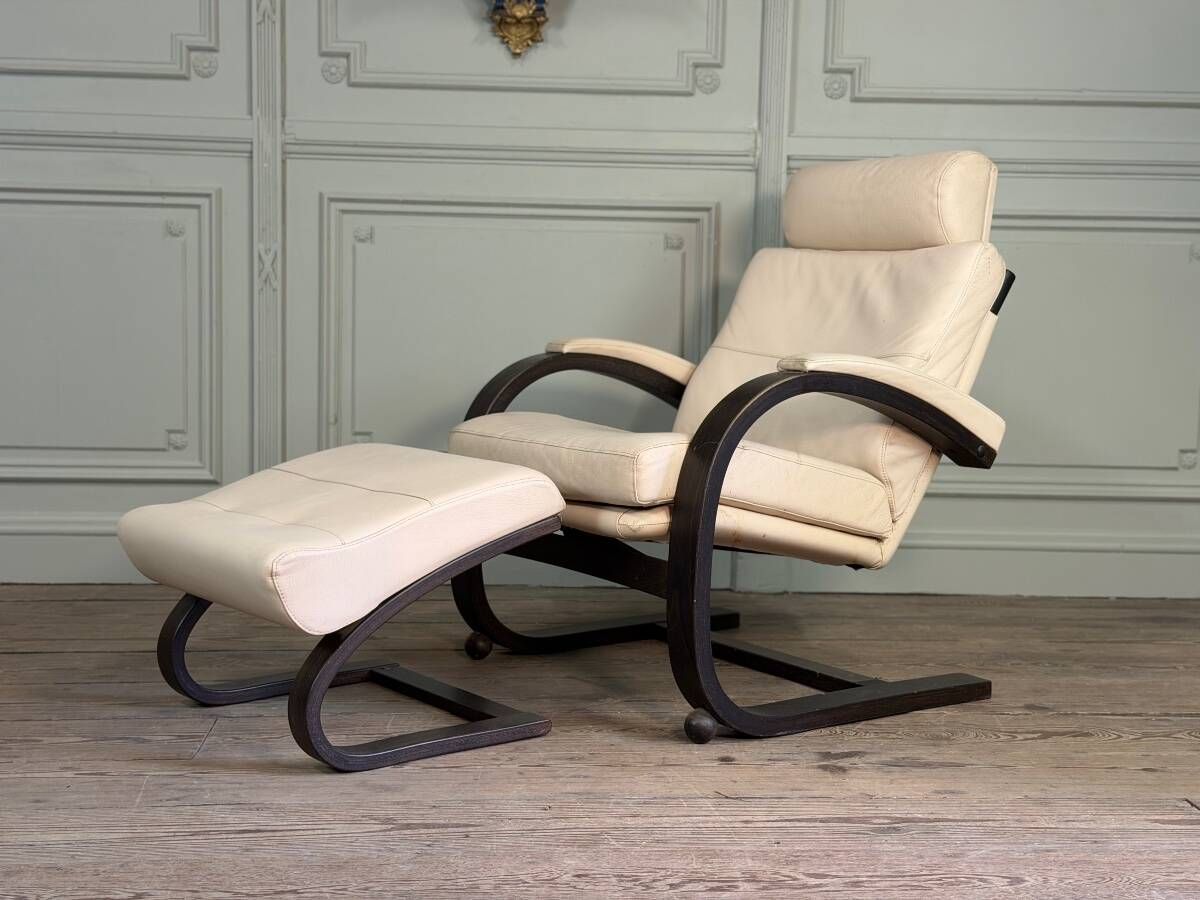 Fauteuil Nelo et son repose-pieds en cuir, åke Fribyter pour Roche Bobois, vers 1980