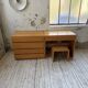 Bureau + commode + tabouret pin Maison Regain Savoie