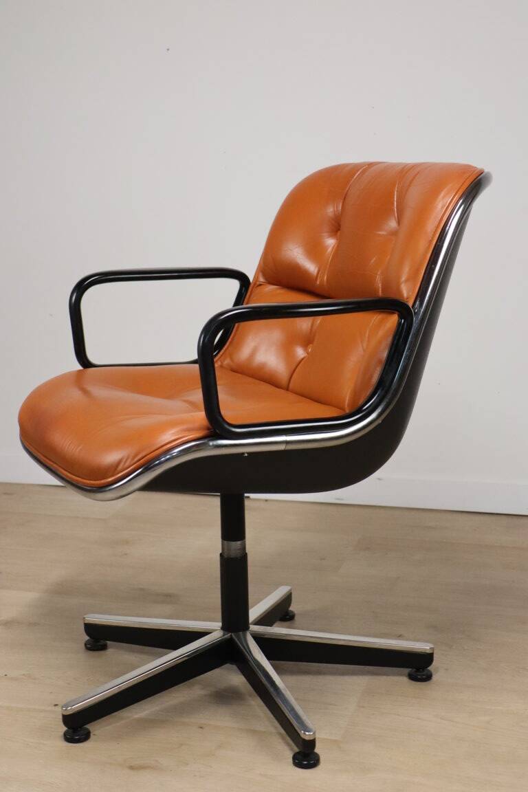 Charles Pollock leather office chair, Knoll edition, 1970