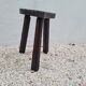 Tabouret de traite tripode coeur