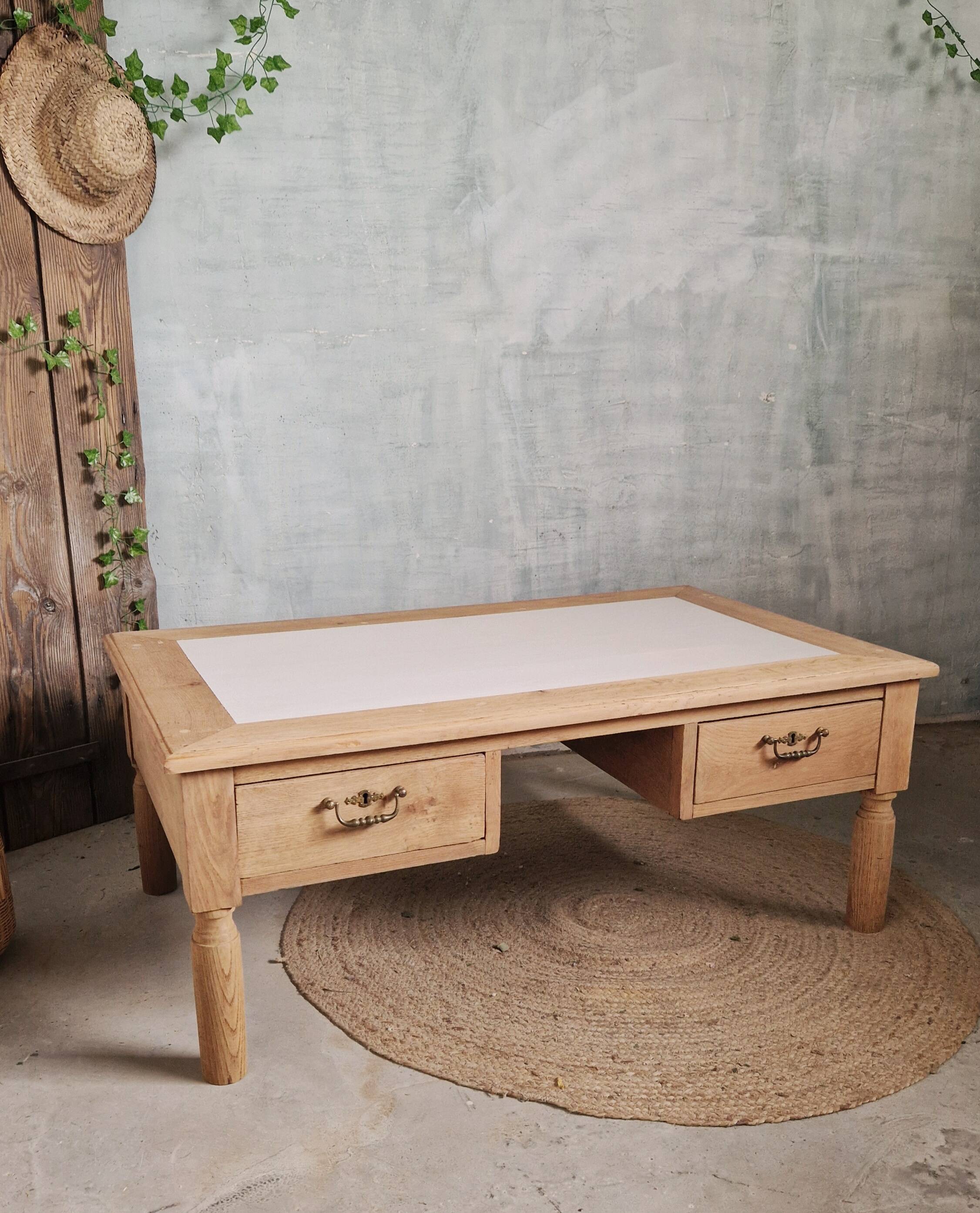 Beautiful oak coffee table
