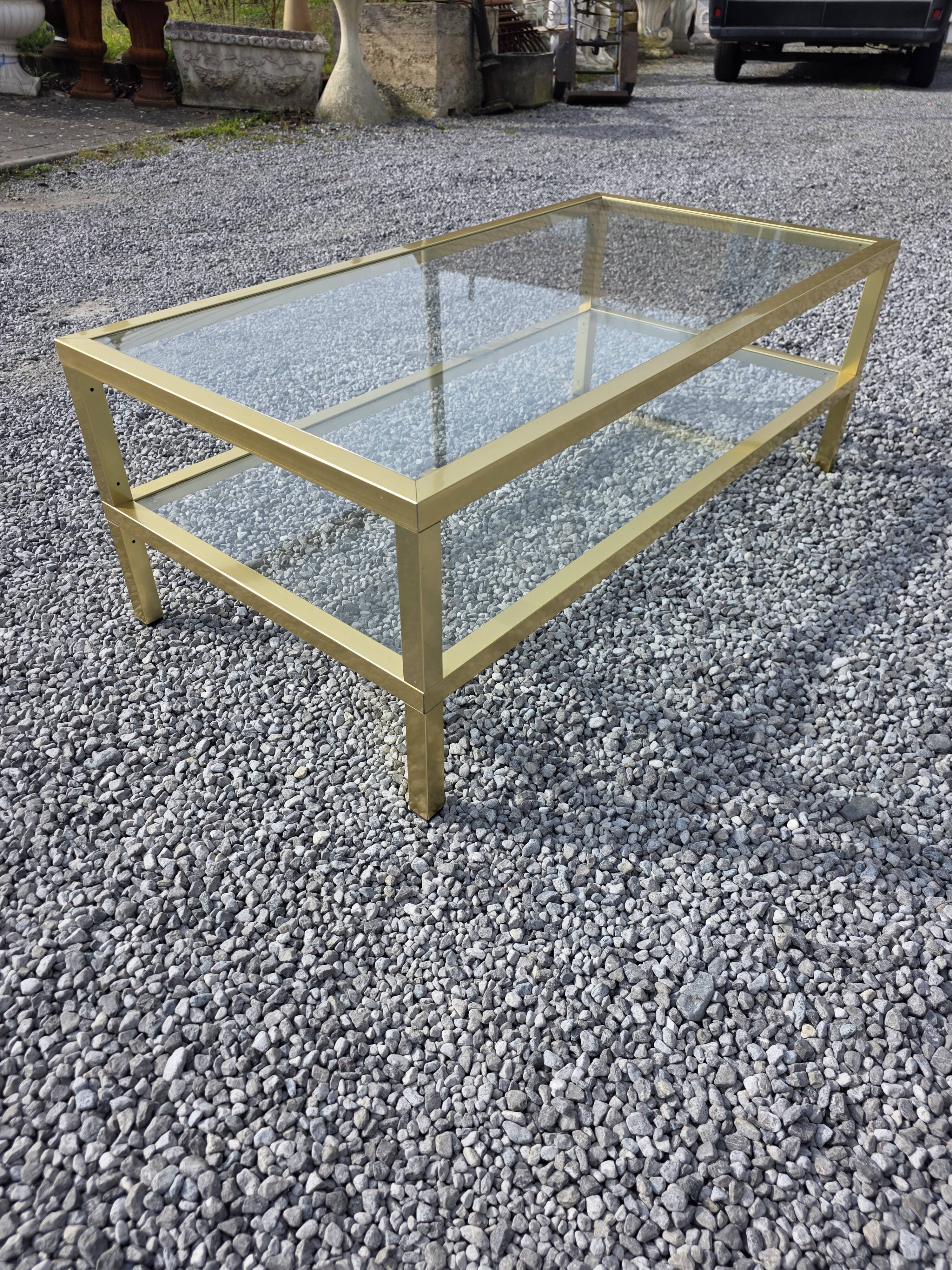 Table basse Pierre Vandel en métal doré brossé années 70