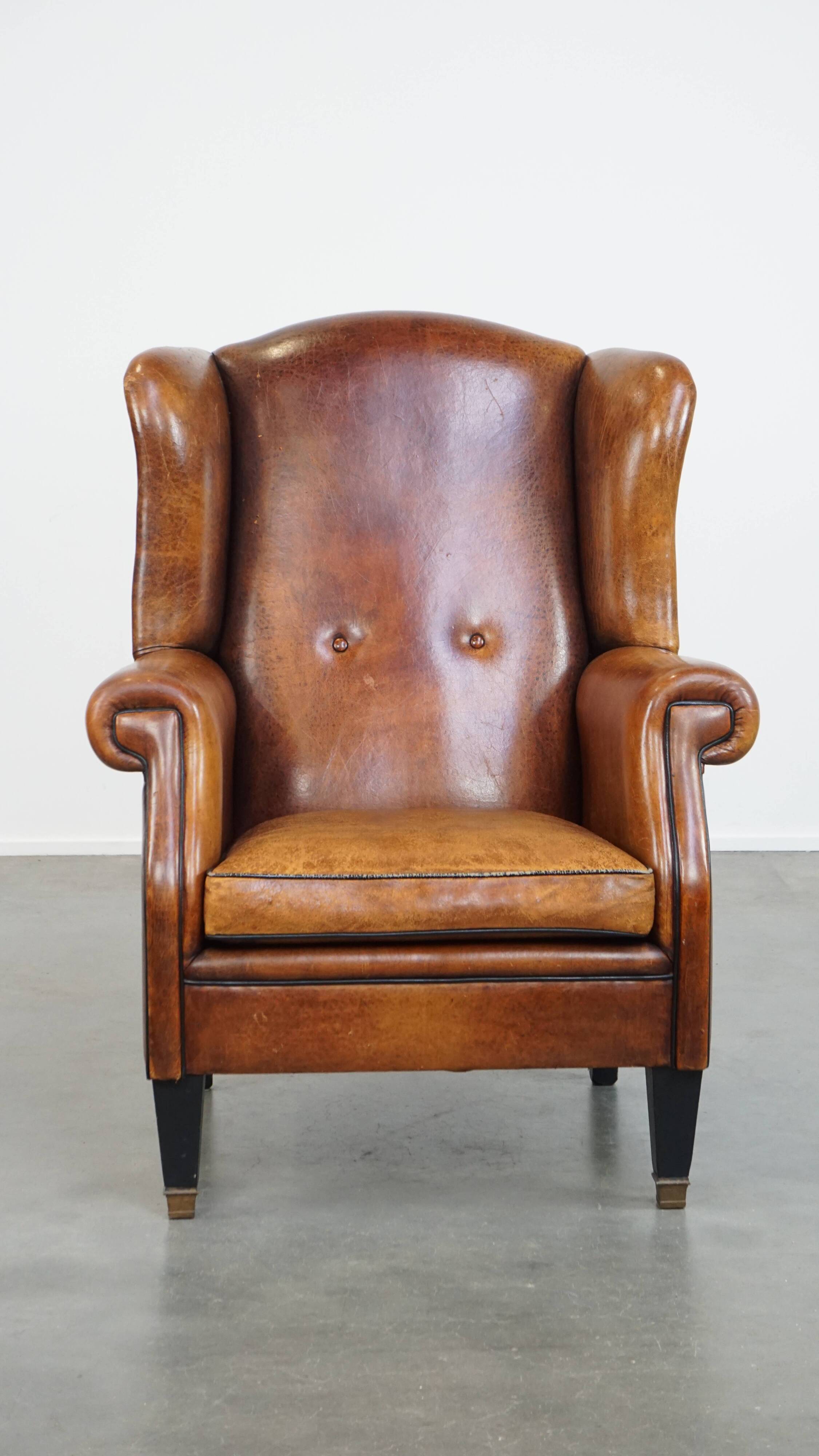 Fauteuil à oreilles en cuir de mouton vintage de style anglais
