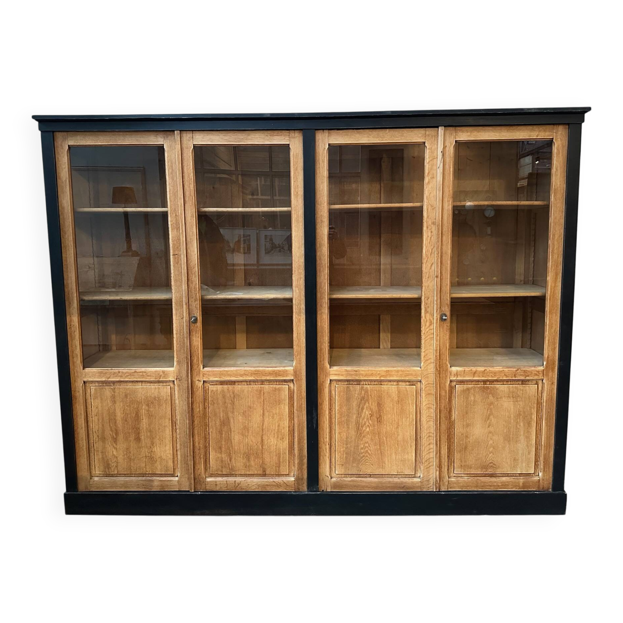 Display cabinet Early 20th century