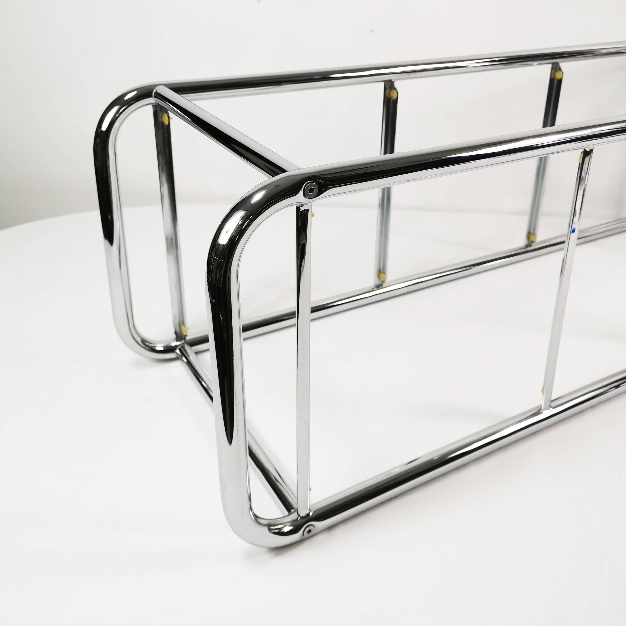 Étagère Bauhaus, Italie années 1980.