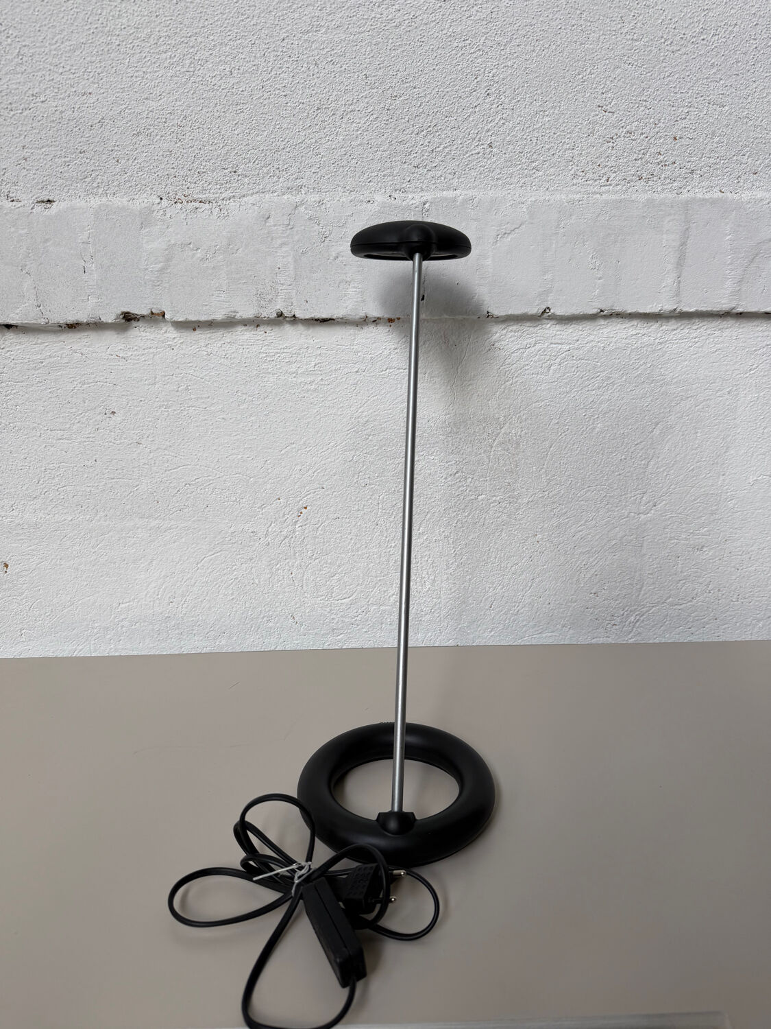 Unilux desk lamp reference 2030