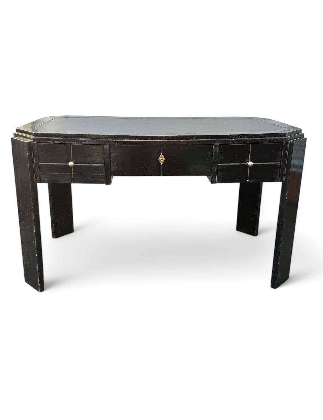 Bureau Art Déco en Chêne Teinté. 133/74 cm.