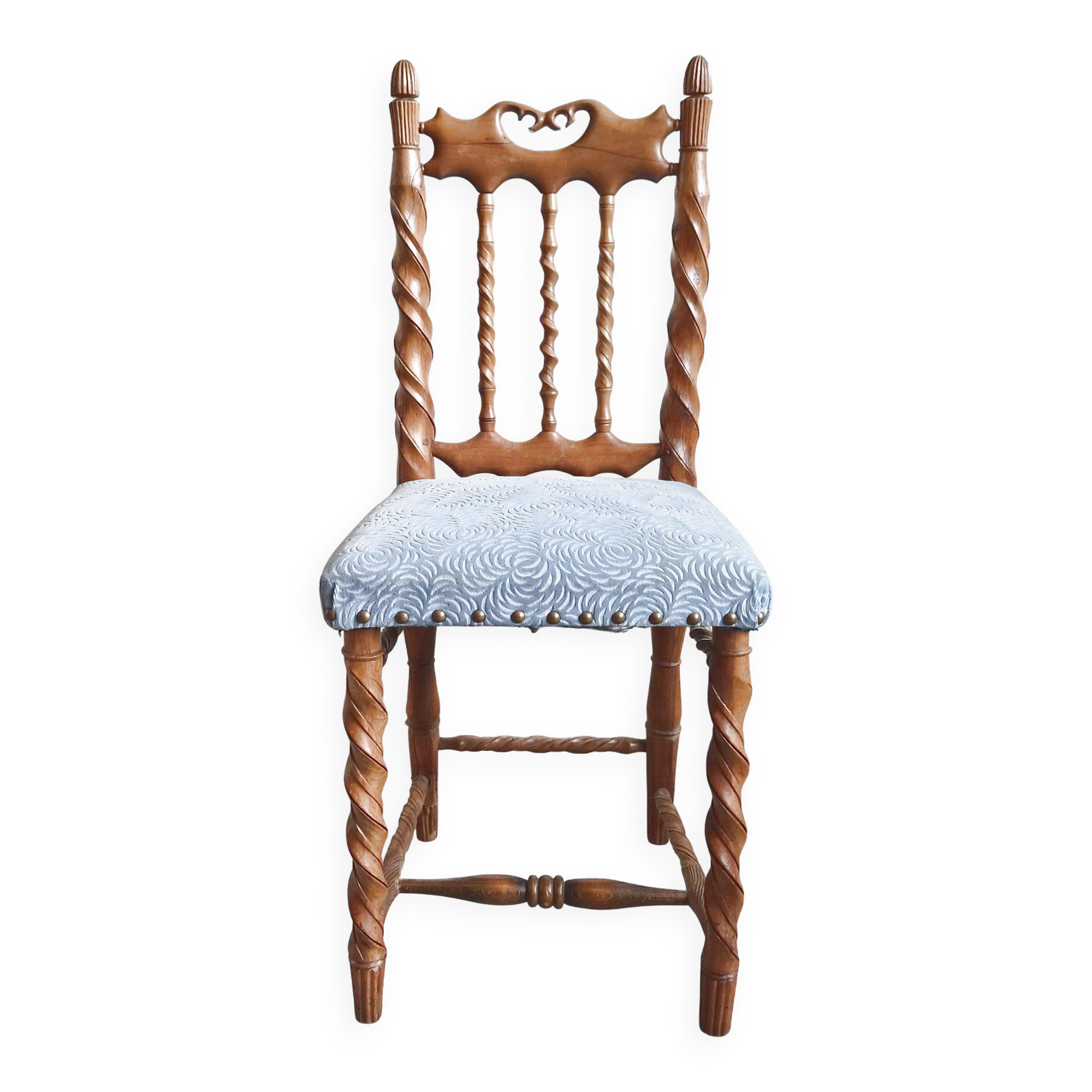 Chaise vintage en bois sculpté