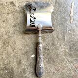 Silver TG monogrammed asparagus shovel by Félix Malique, late nineteenth century