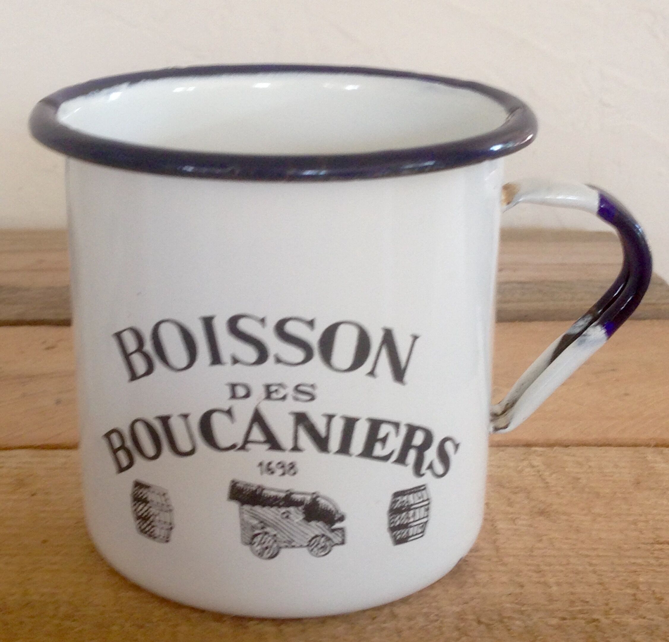 Set of 2 mugs metal enamelled 50s