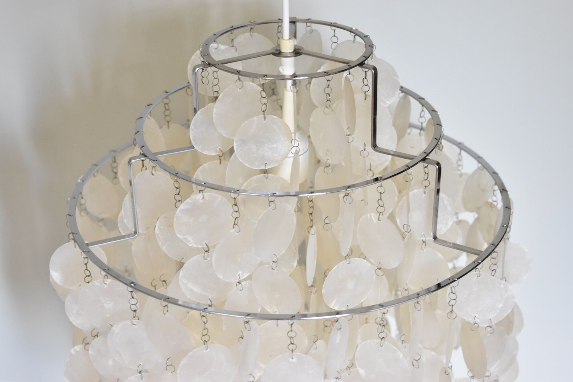 Fun1 DM Shell chandelier from Verner Panton by Lüber Switzerland