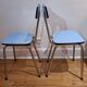 Table et chaises formica bleu