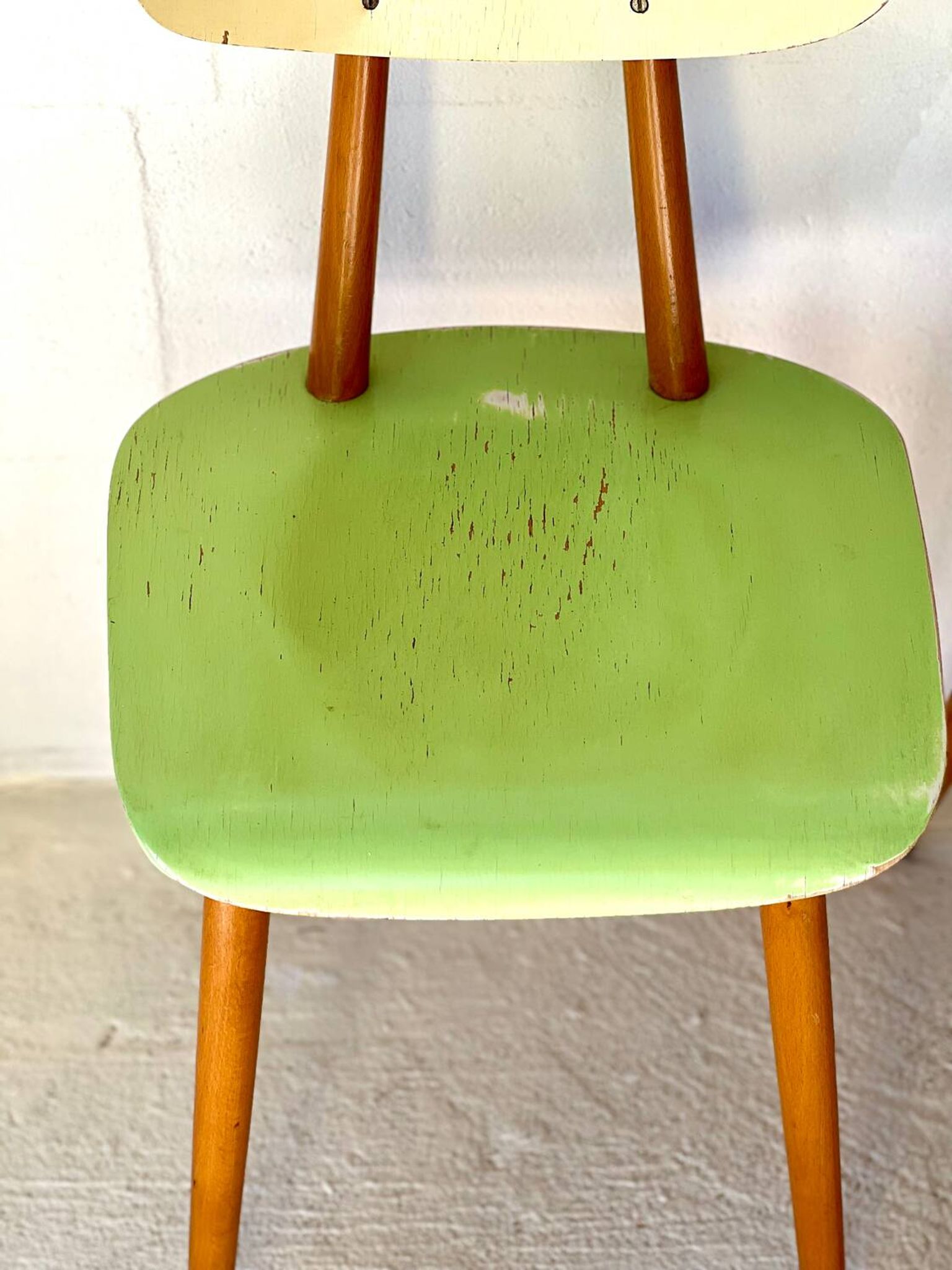 Chaises de salle à manger par TON, ensemble de 4