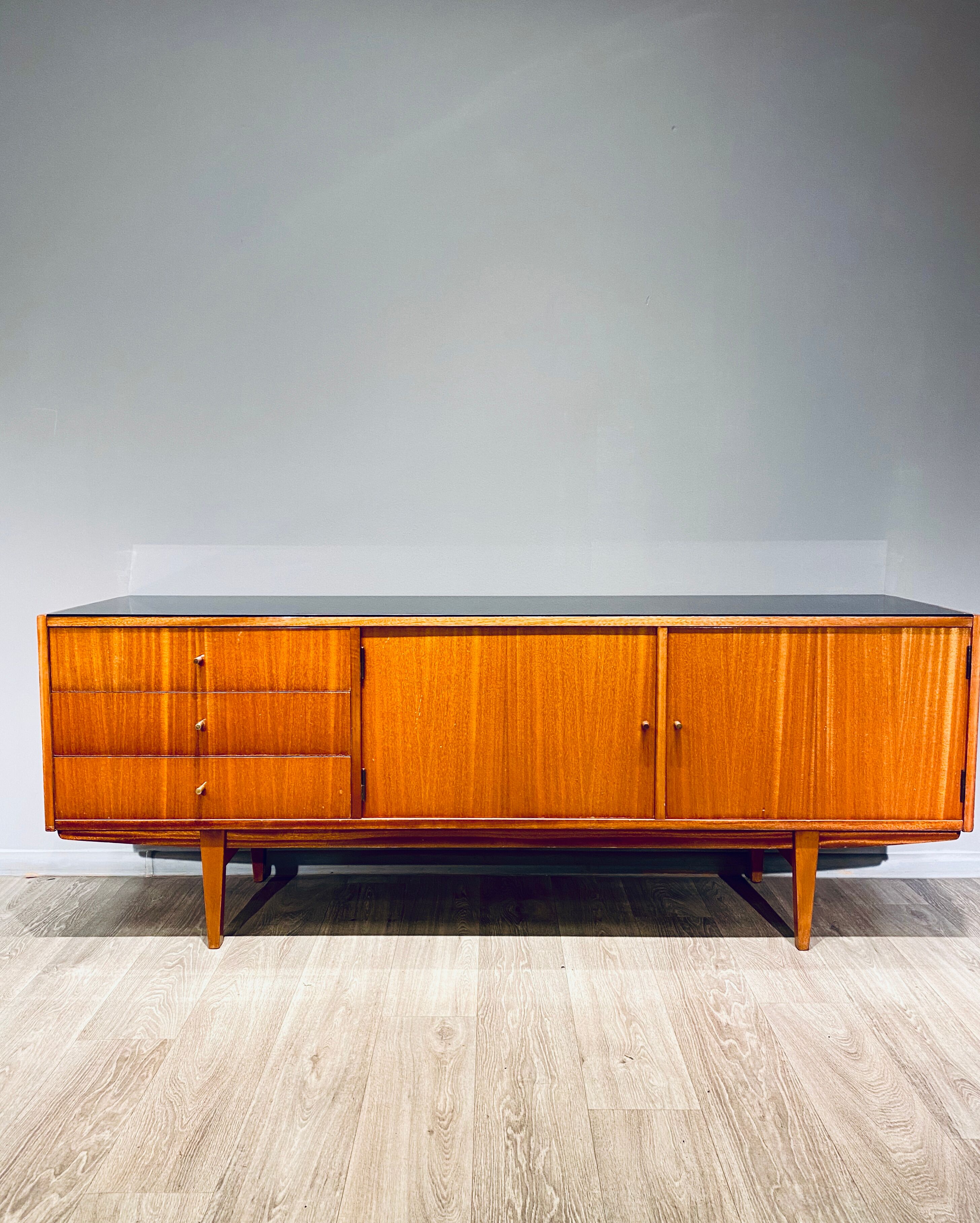 Enfilade 1960