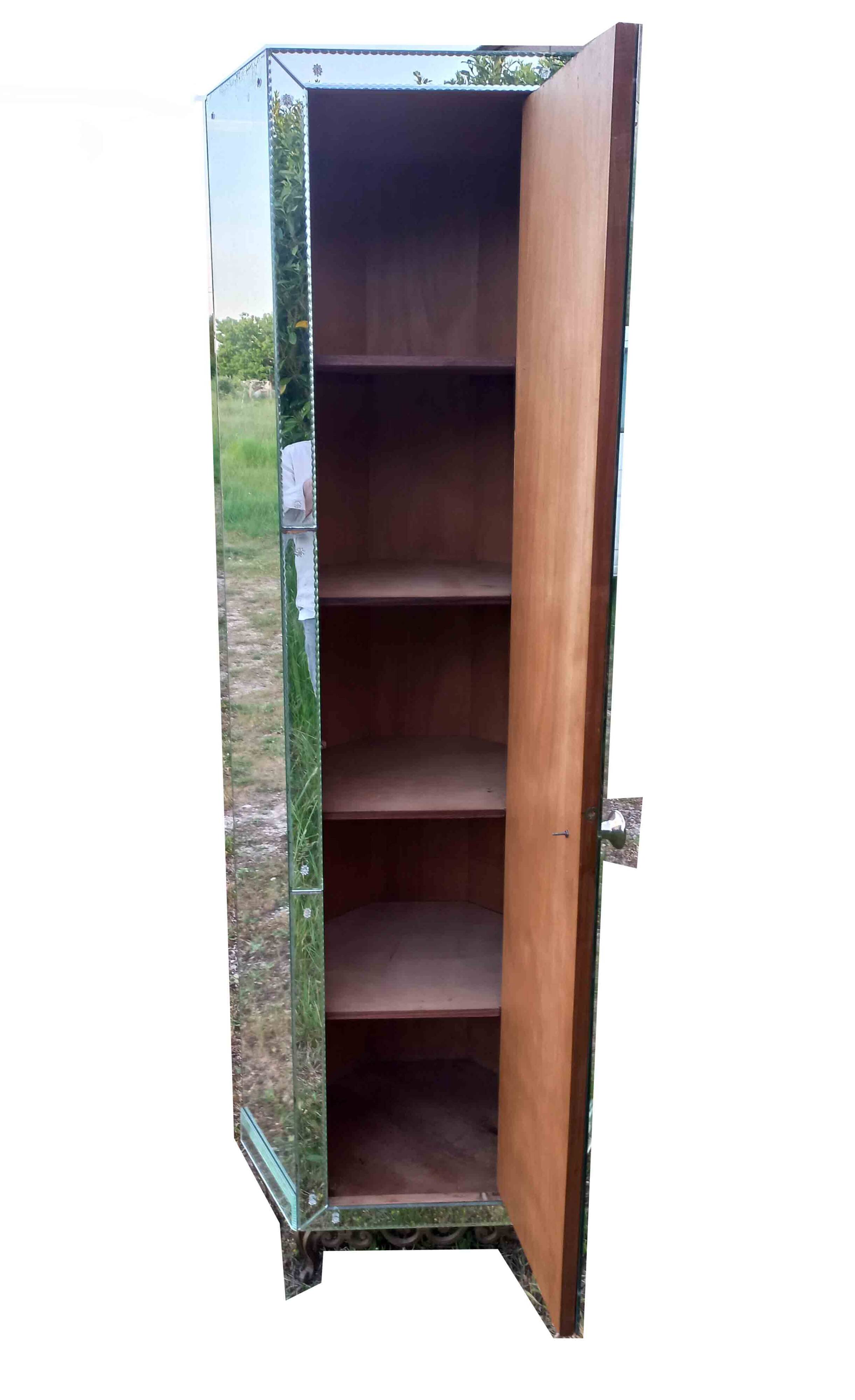 Armoire d'angle Art Déco en miroir