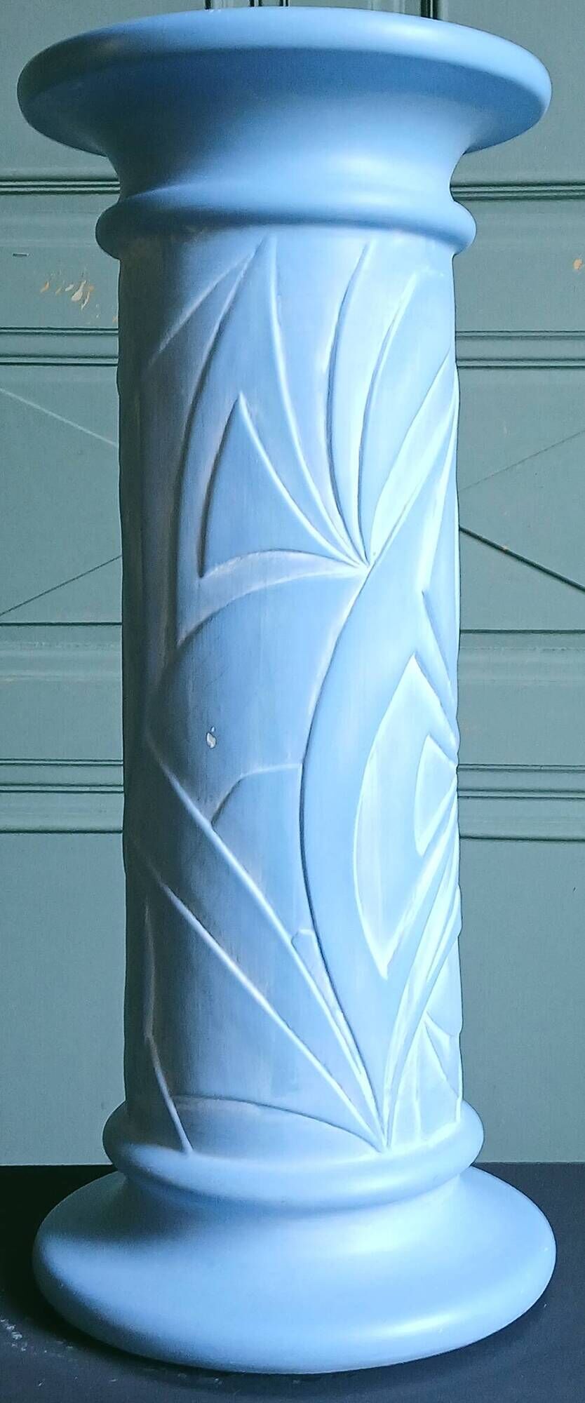 Blue ceramic column between Art Deco and Cubism, around 1980.