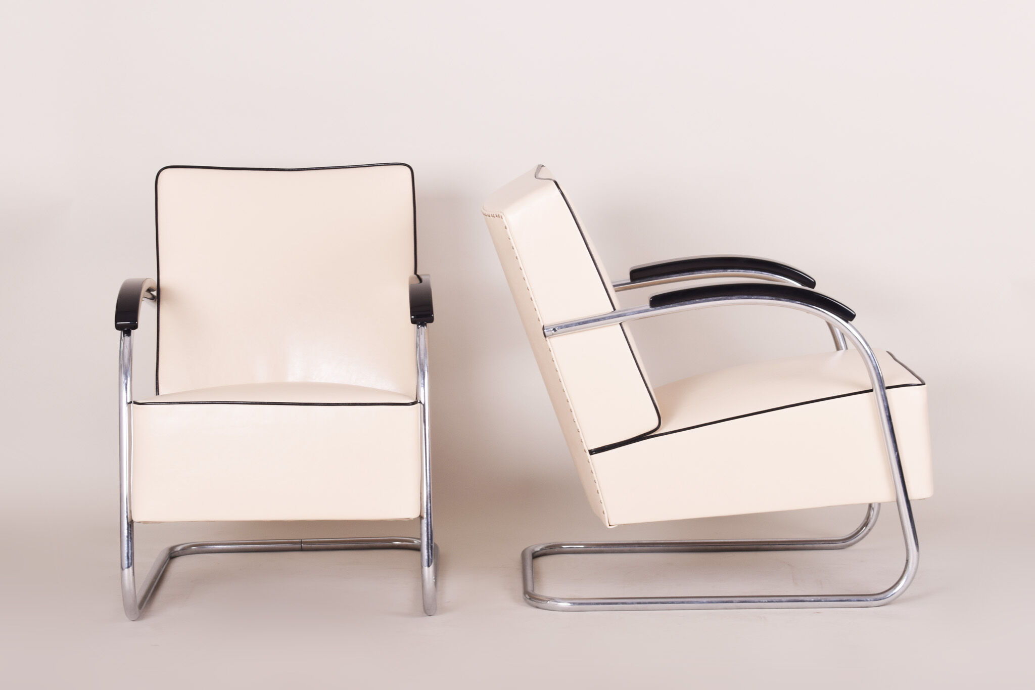 Pair of white Bauhaus armchairs - 1930s Czechia