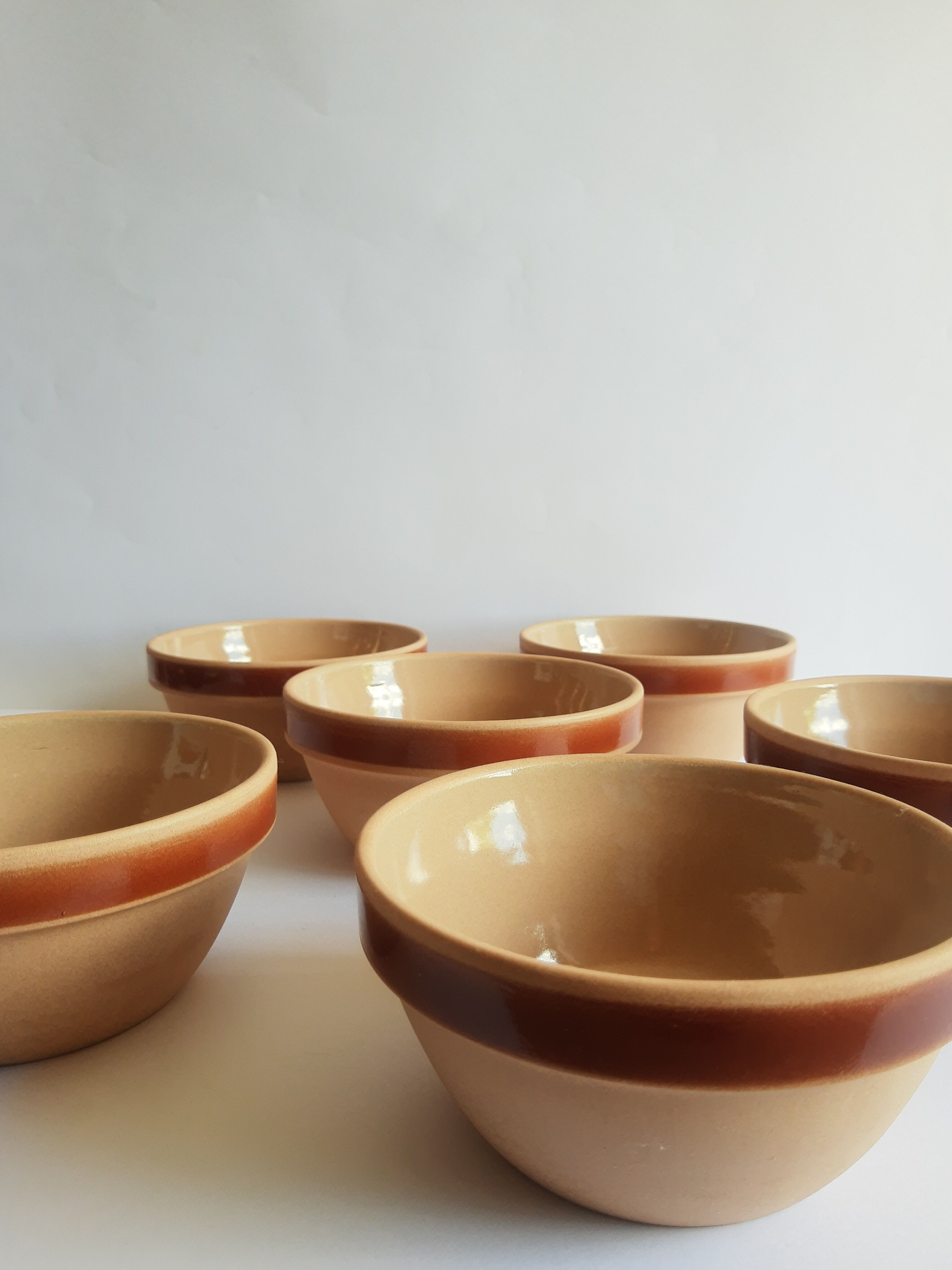 Set of 6 vintage Gien France stoneware bowls