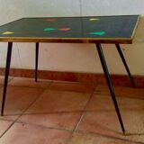 Table low feet compass