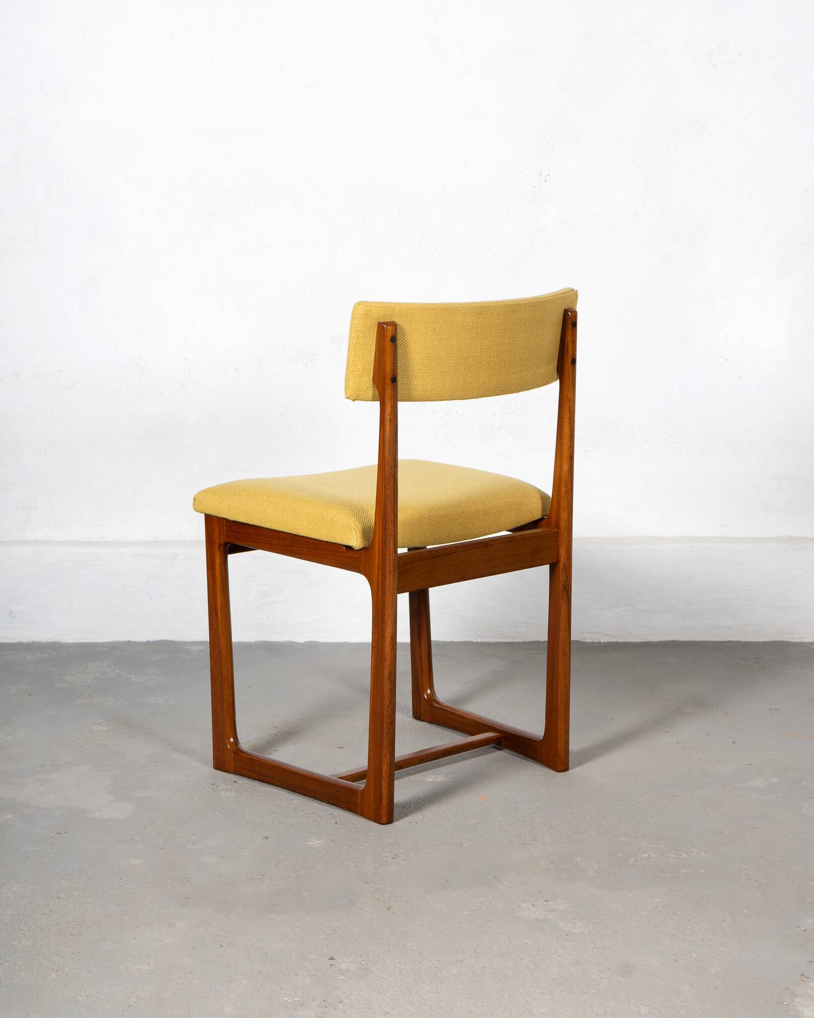 Set of 4 Mid Century Dining Chairs by A. Younger
