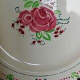Plat Boch Frères Fausta ancien rose fleurs vert au pochoir