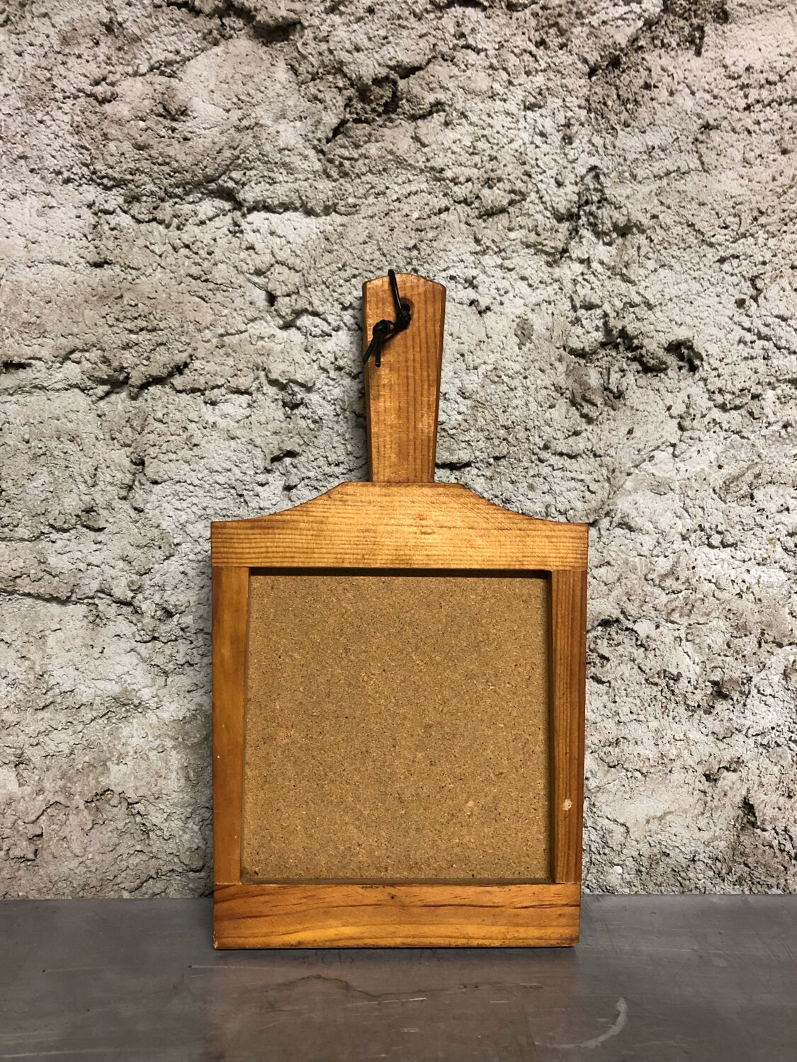 Hand-painted tiled cutting board