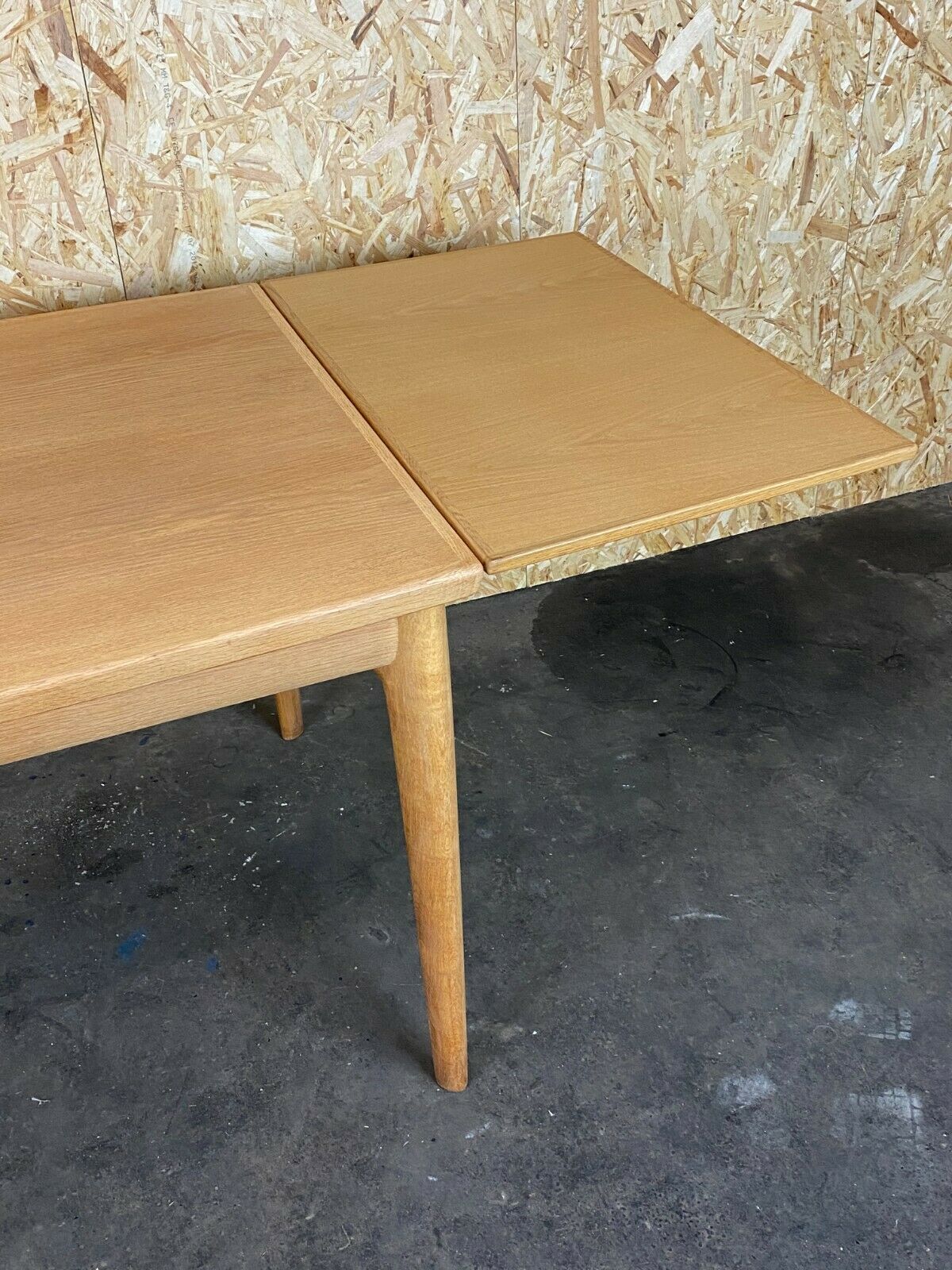 Dining table danish Grete Jalk for Glostrup Design 60/70