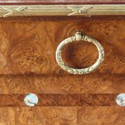 Table de chevet néoclassique, dans le goût anglais Regency Wedgewood