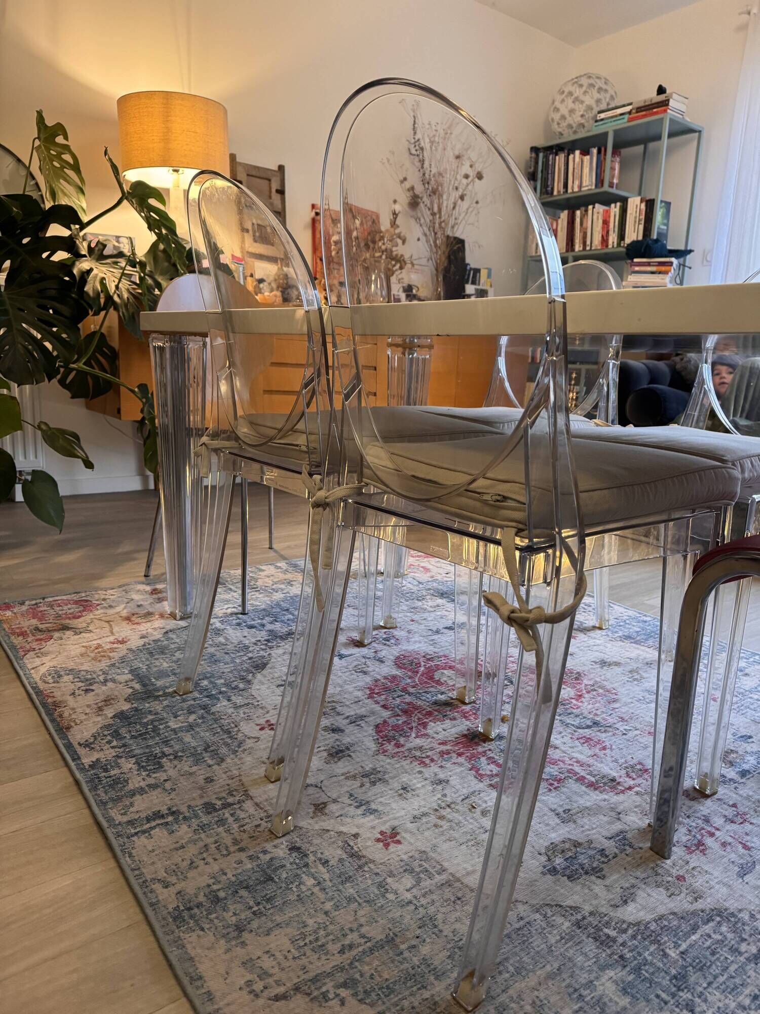 Kartell TopTop Table Philippe Starck – white glass – iconic design
