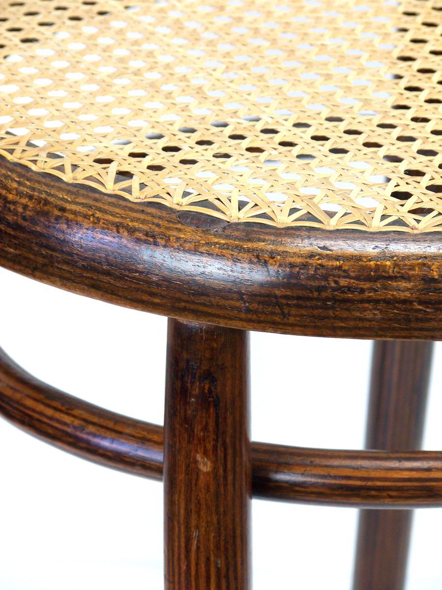Viennese chair No. 14 from Thonet 1860