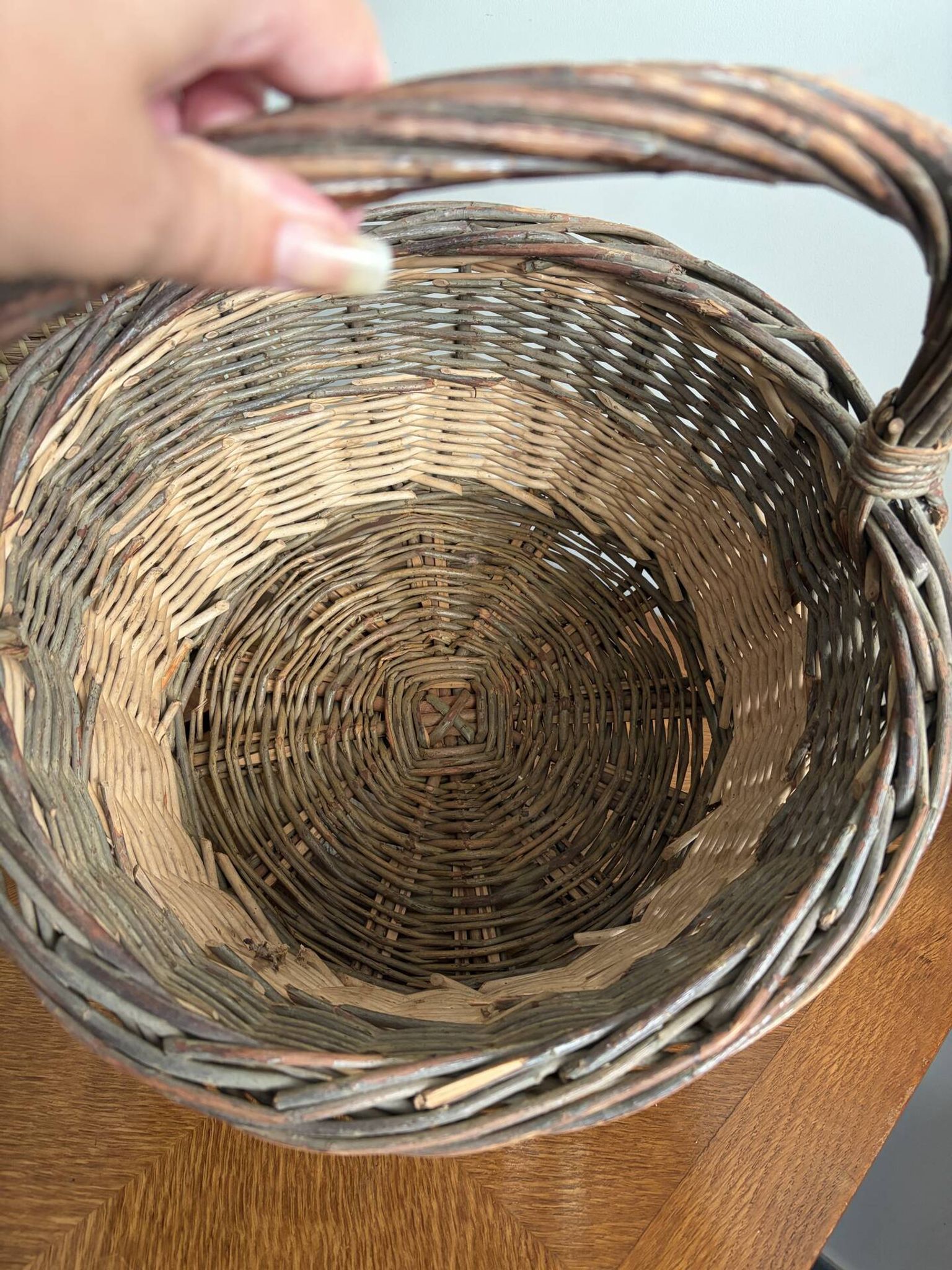 Panier osier tressé vintage , grande anse