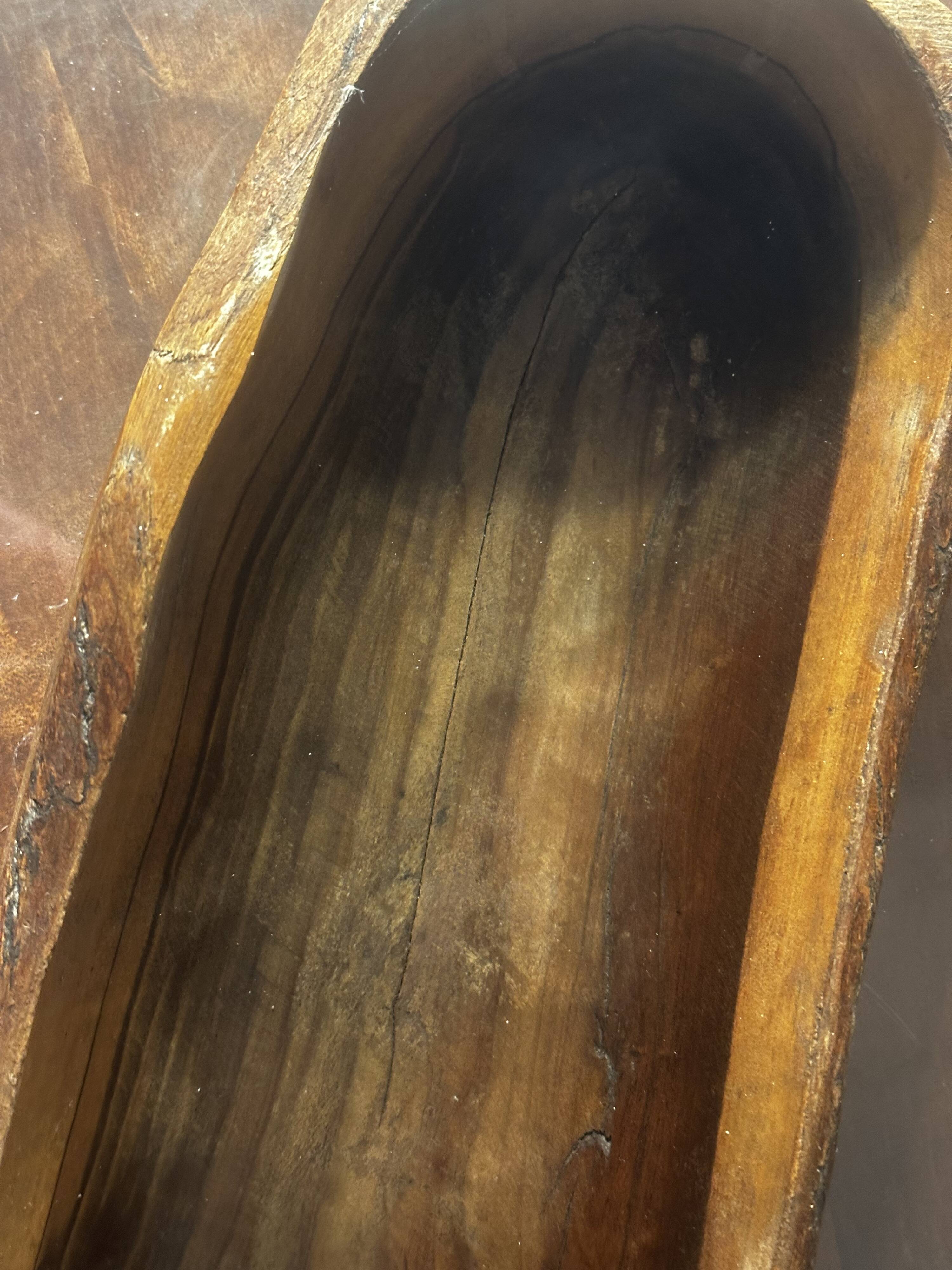 Large carved wooden bowl/trinket dish - 1950s craftsmanship
