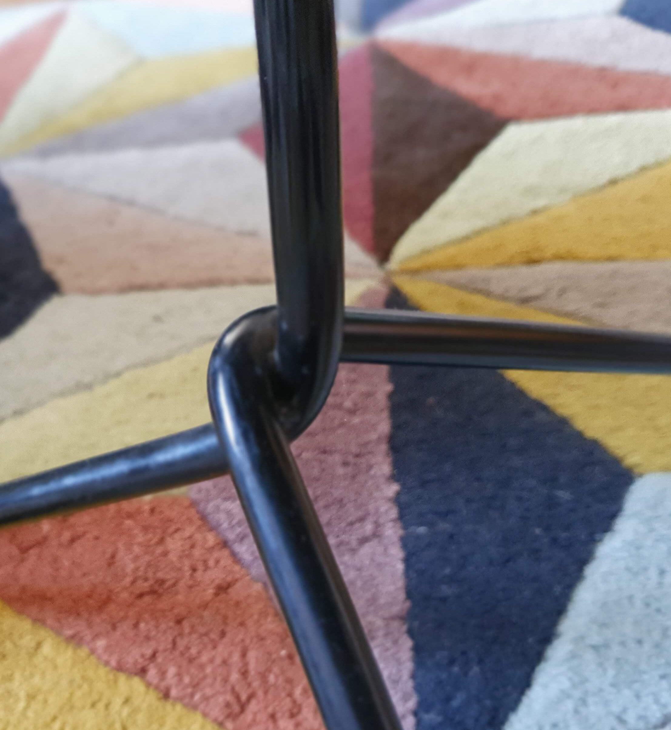 Side or living room table