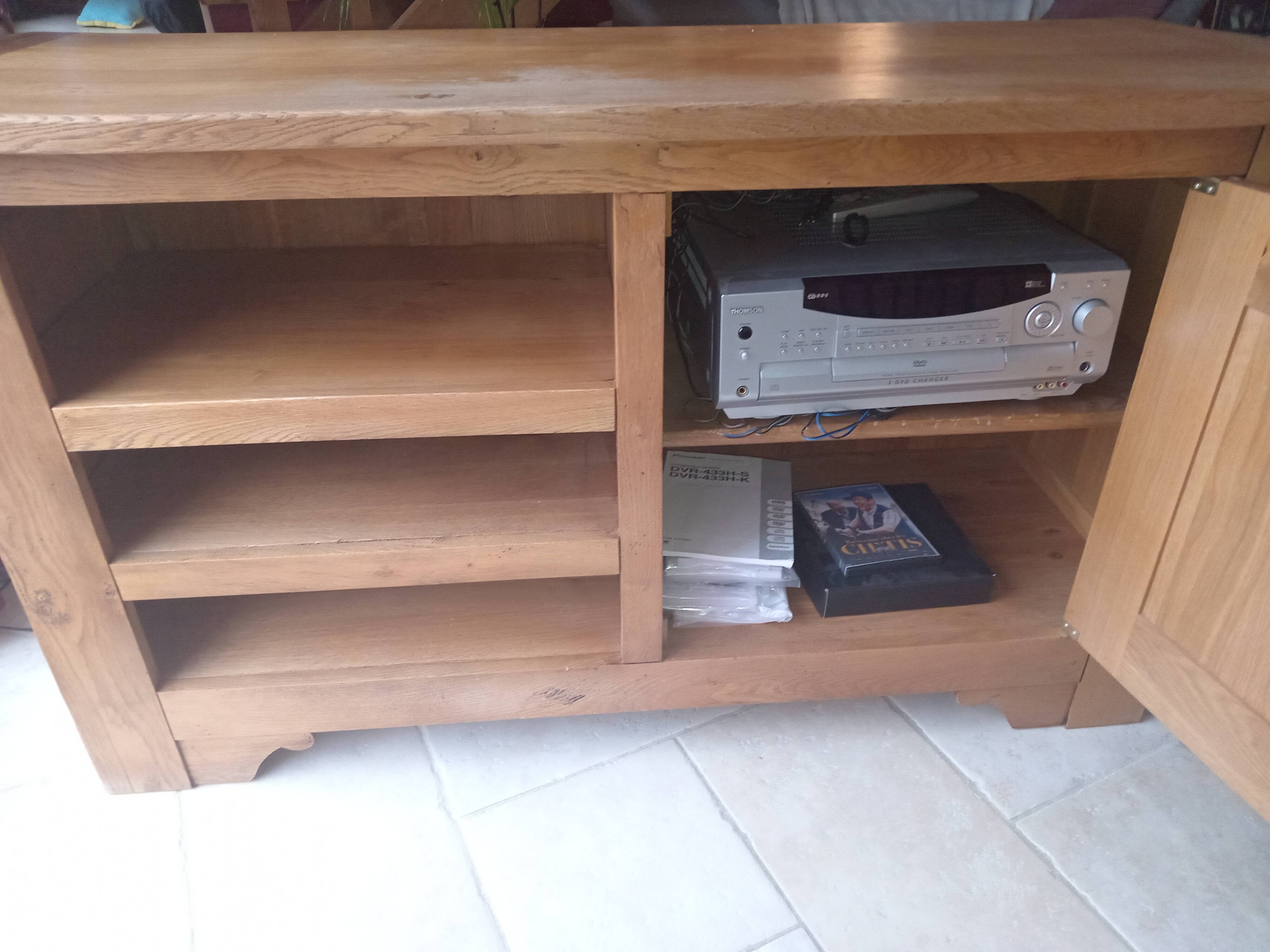 TV unit 100% solid oak