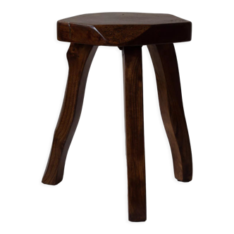 Brutalist tripod stool in solid elm mid-20th century