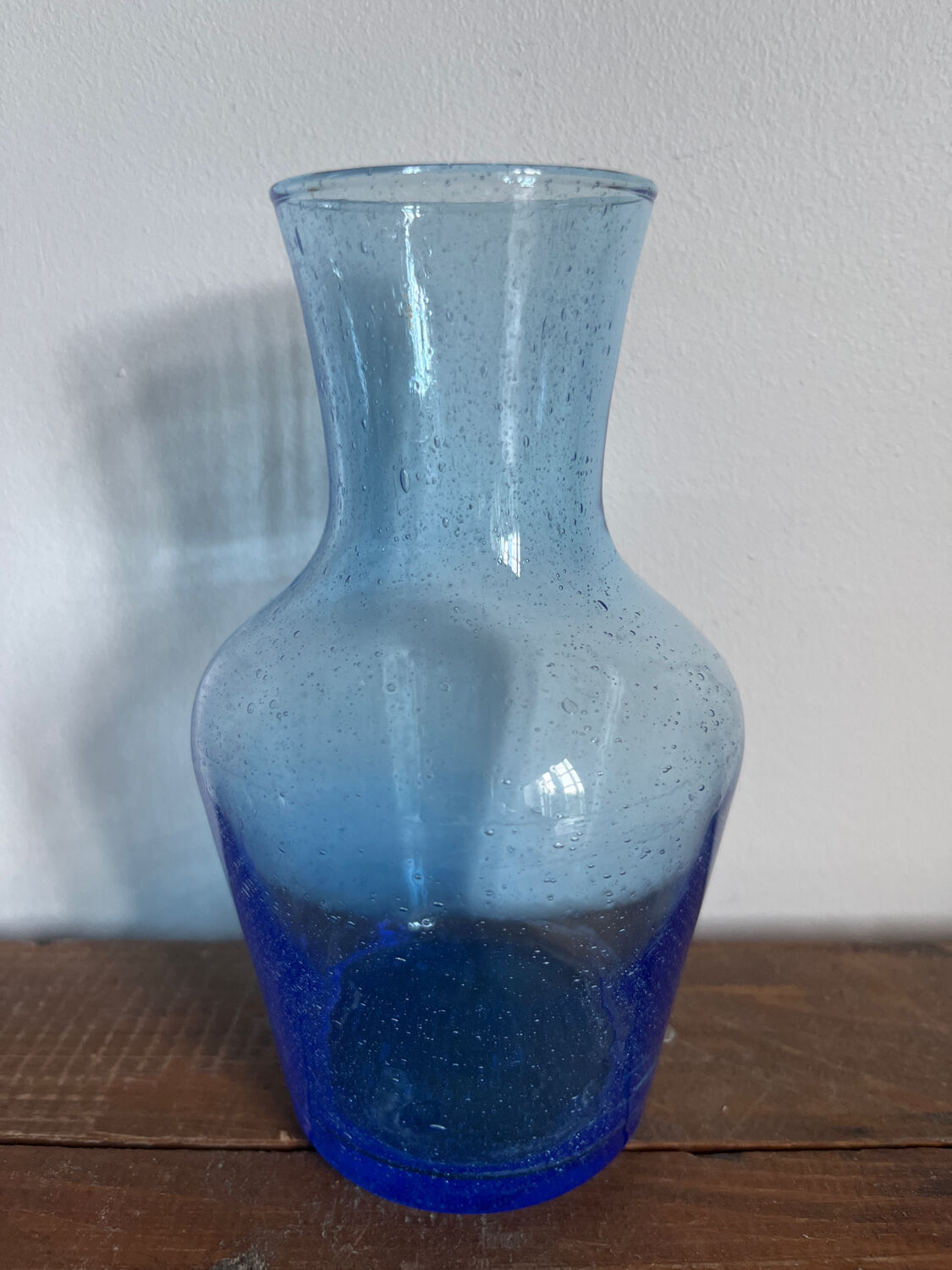 Bubble glass jug